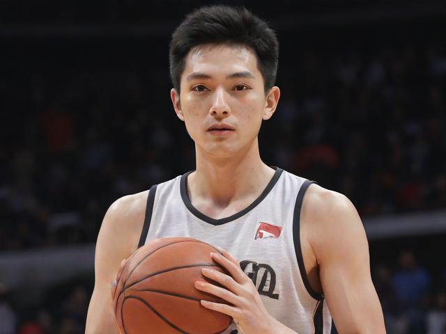 jiuyou.com_ 中国篮球国际交流日益频繁，推动“走出去”战略落地，中国篮球潜在归化